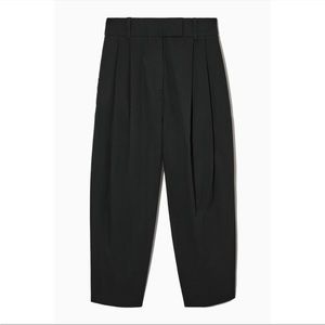 COS Pleated Barrel-Leg Cropped Chinos